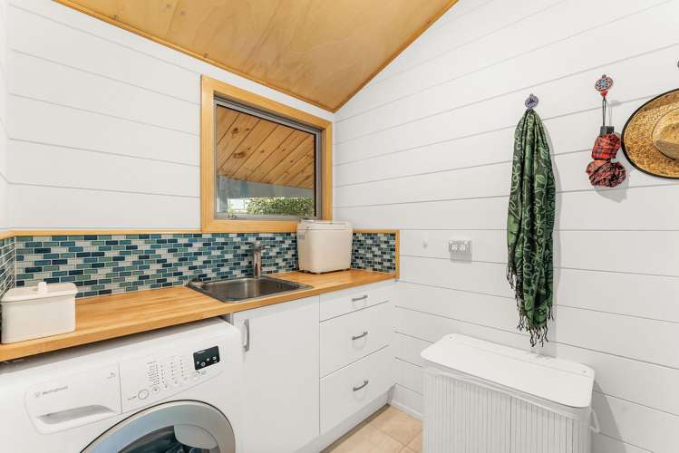 85 Forrester Drive Welcome Bay_17