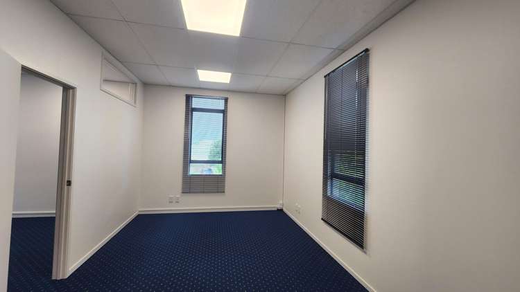 Level 1/637 Rosebank Road_0