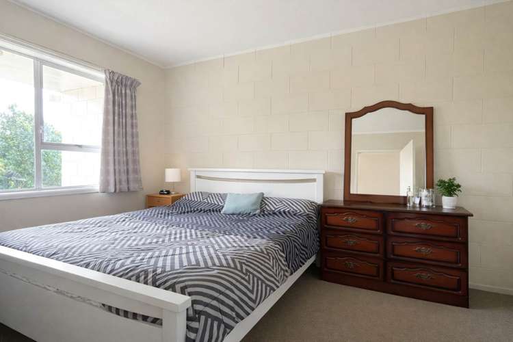 2/13 Koromiko Street New Lynn_3