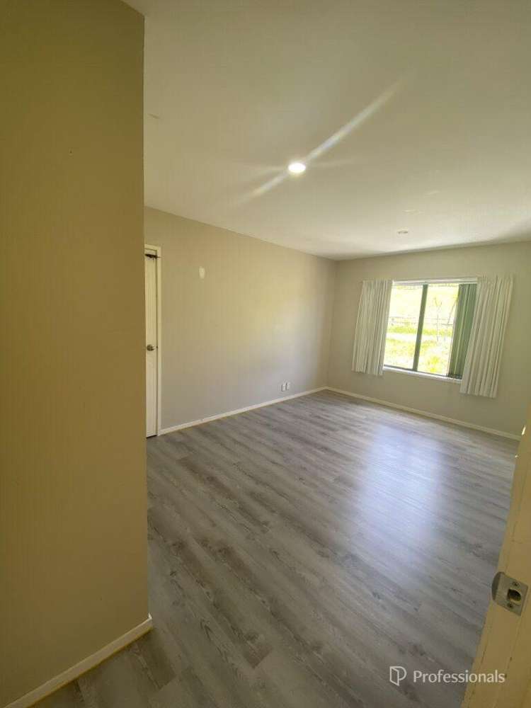 18 Murphys Road Flat Bush_10