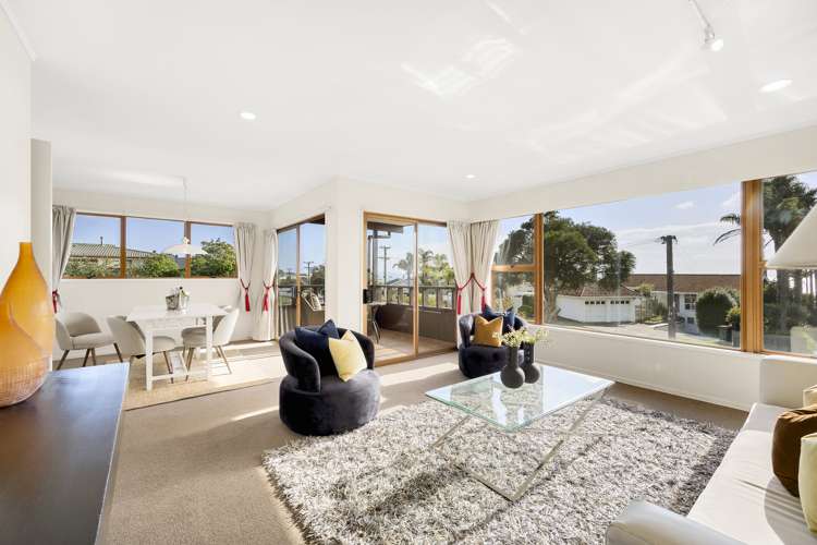 2/115 Clovelly Road Bucklands Beach_9