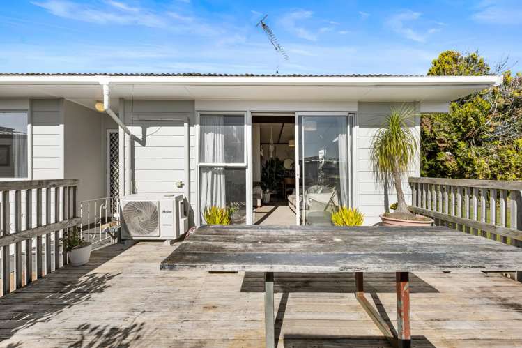 10 Hewlett Road Massey_21