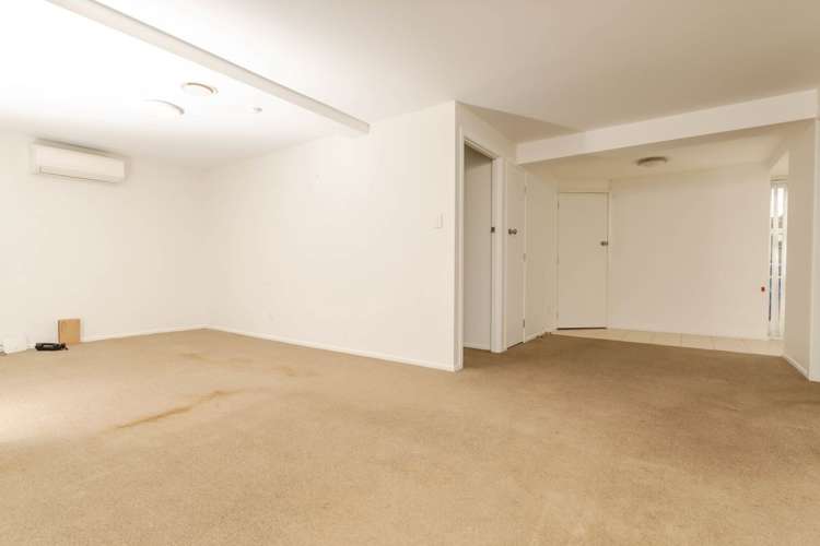 6 Swanson Road Henderson_11