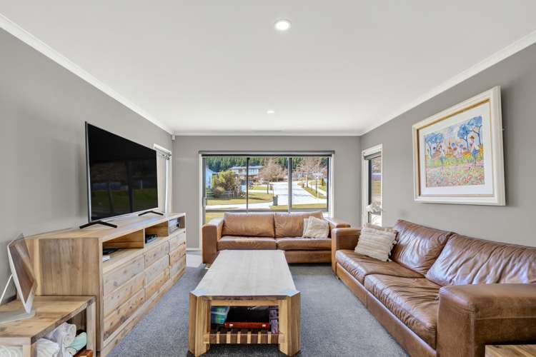 7 Centre Crescent Wanaka_8