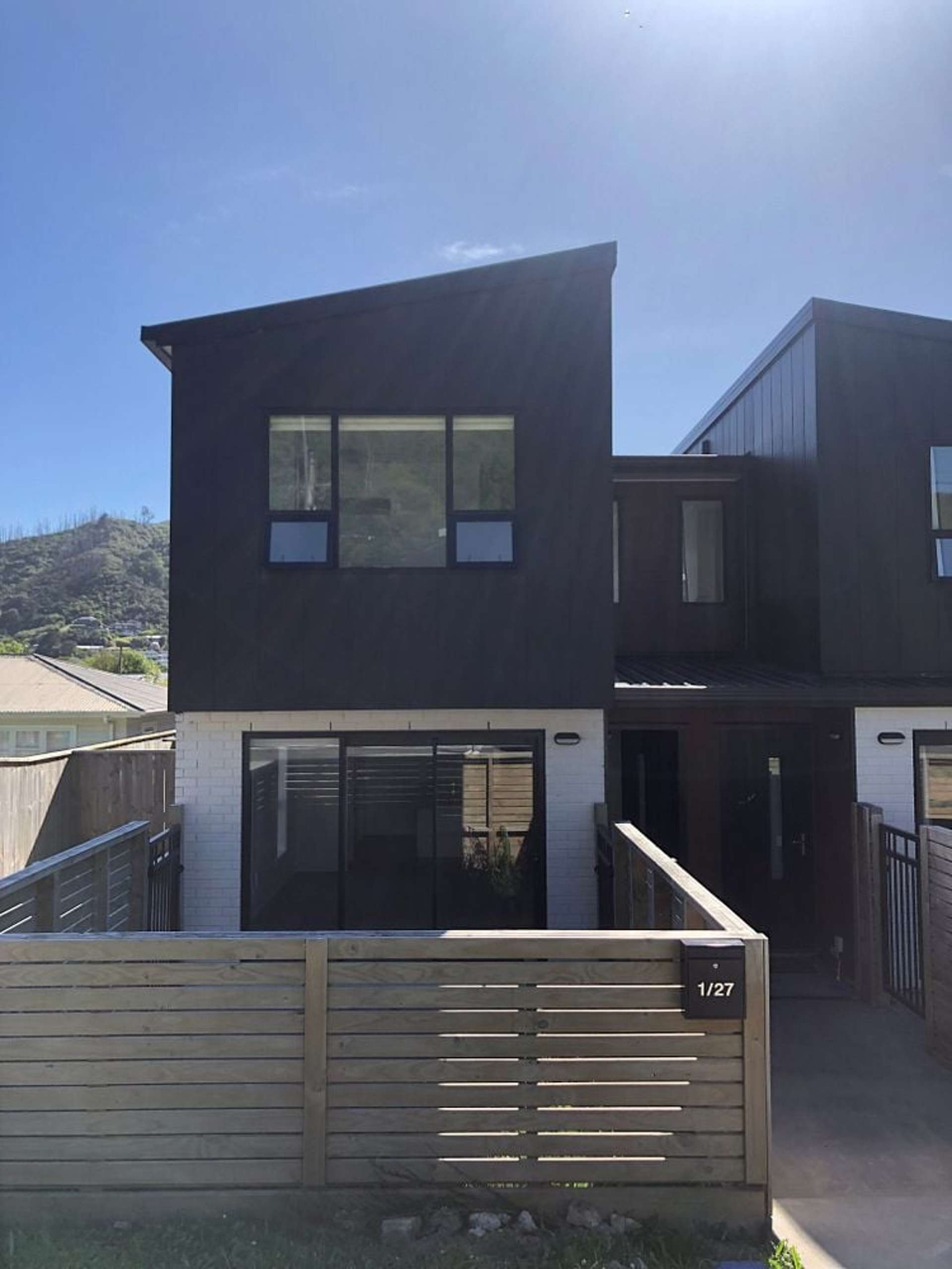 1/27 Main Road Wainuiomata_0