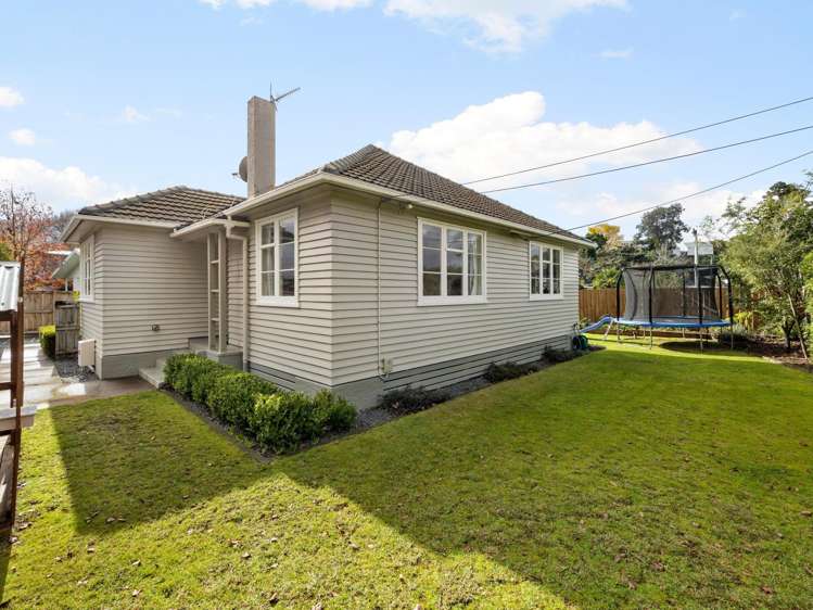 634 River Road Chartwell_2