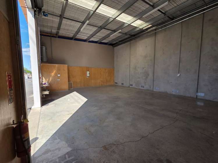 9/69 Captain Springs Road Onehunga_2