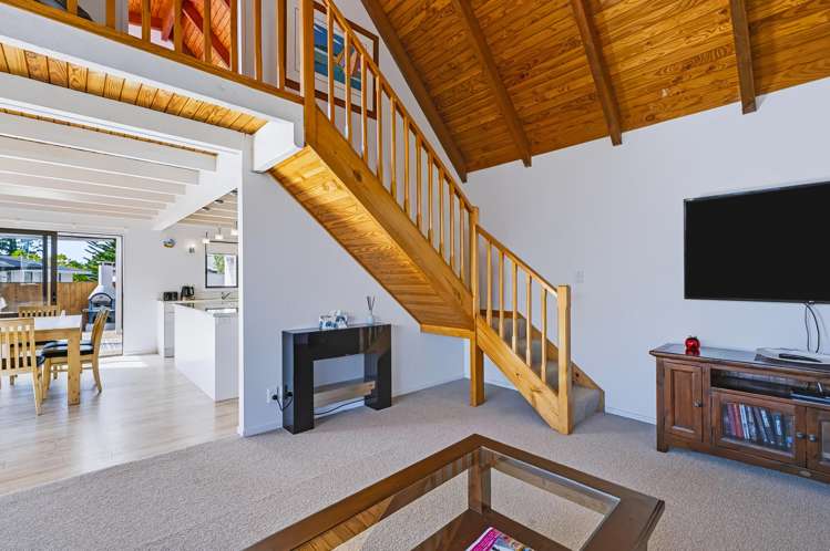 10 Blucher Reef Pauanui_11