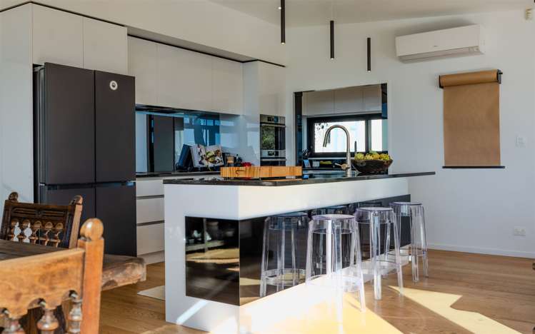 29 Soleares Avenue Mount Pleasant_5