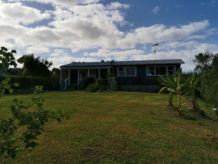 9 Whaka Road Maungaturoto_16