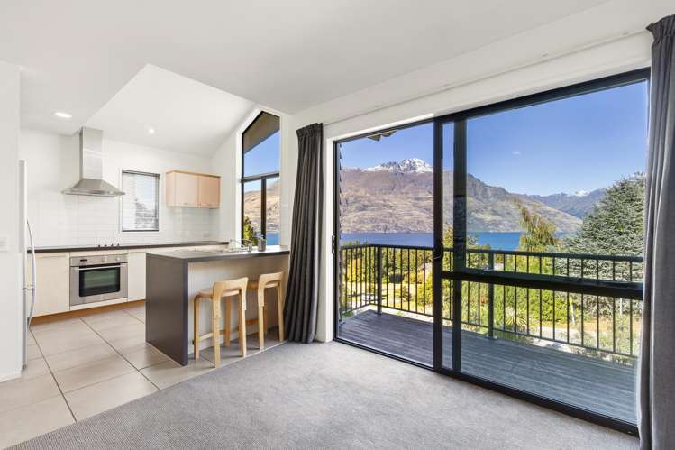 10/8 McKerrow Place Fernhill_6