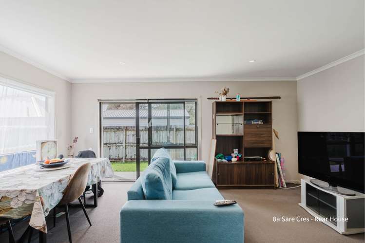 8 and 8a Sare Crescent Fairfield_14