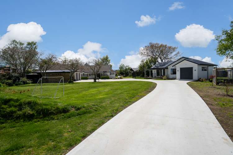 16 Cowley Drive Leamington_33