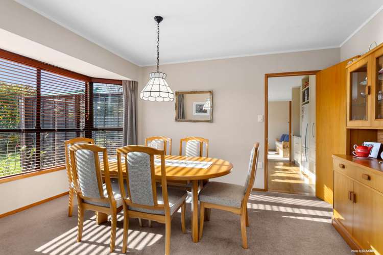 14 Manutara Avenue Forrest Hill_25