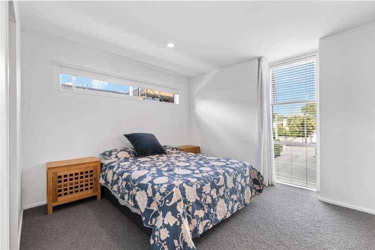 26 Rhodes Street Merivale_13