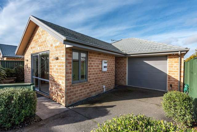 27 Bayliss Close Northwood_1