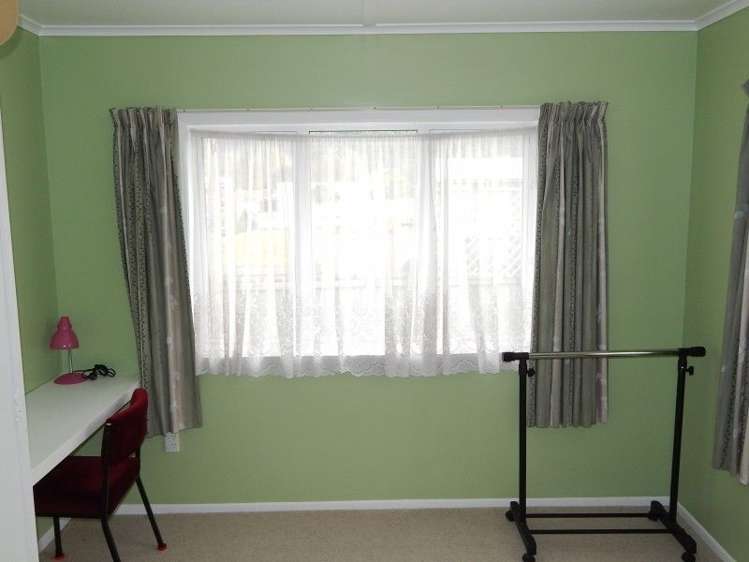 13 Tapsell Road Fairy Springs_5