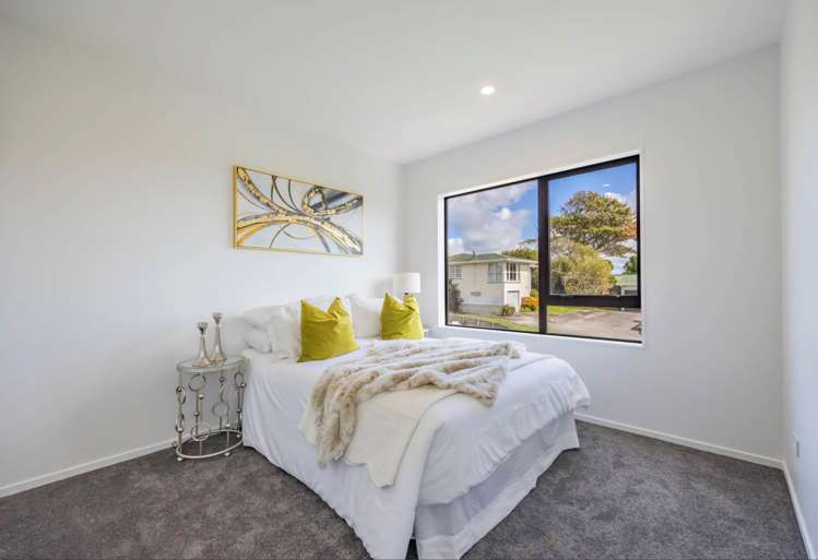 8/18 Riverview Road New Lynn_7