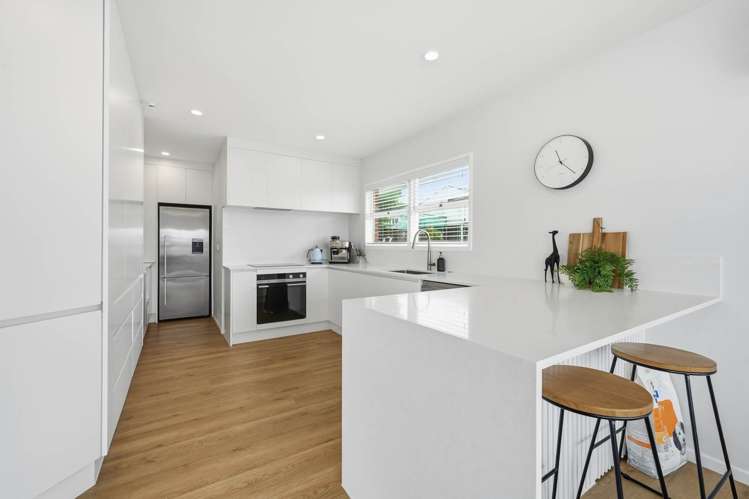 21B Devon Road Bucklands Beach_8