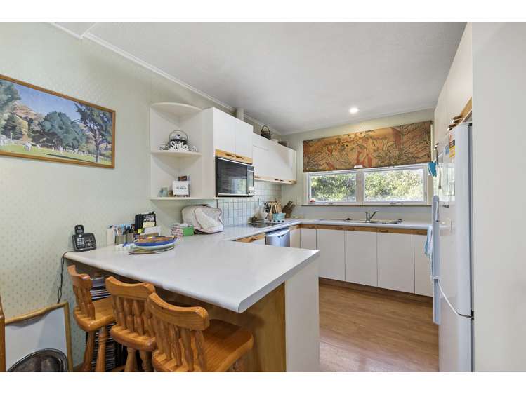 90 Moffat Drive Lincoln_3