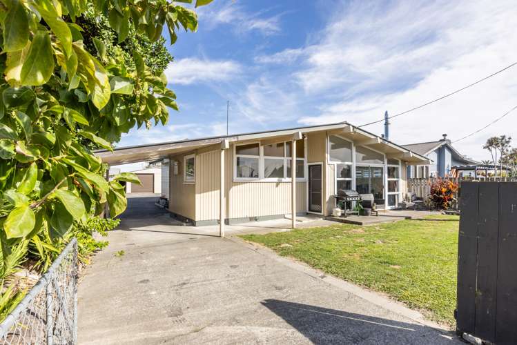 181 Riverbend Road Onekawa_13