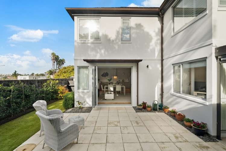 97 Coates Avenue_3
