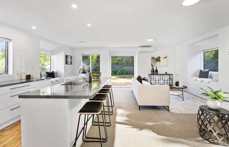 12 John Witton Drive Crofton Downs_5