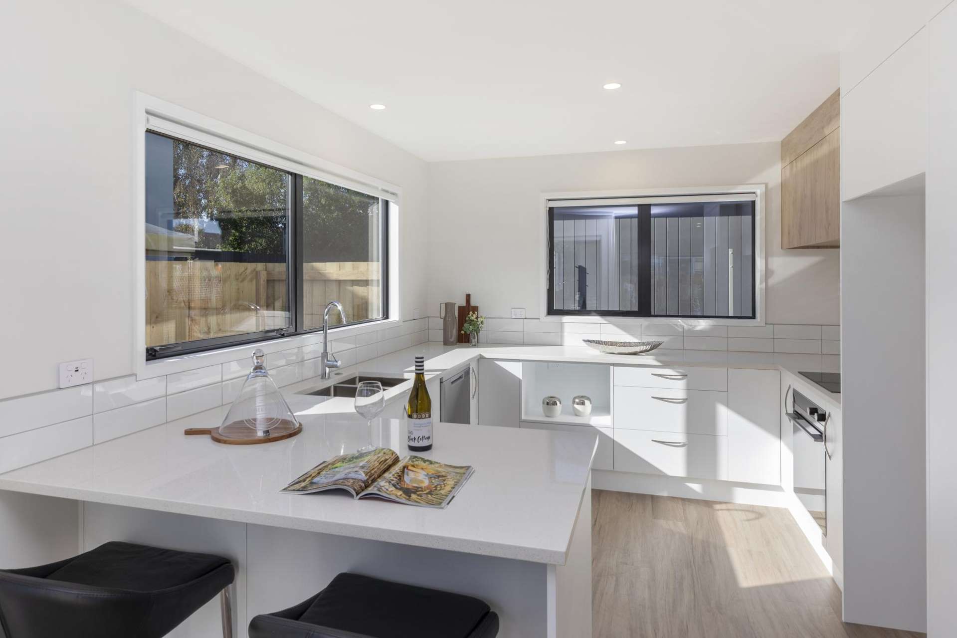 1-2/464 Gloucester Street Linwood_0