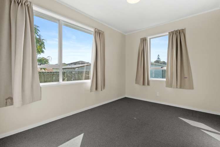 400 Roscommon Road Clendon Park_5