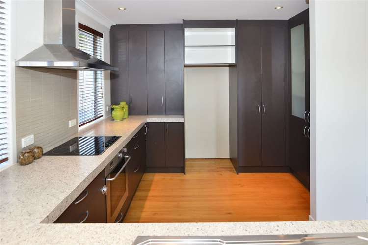 133 West Hoe Heights Orewa_10