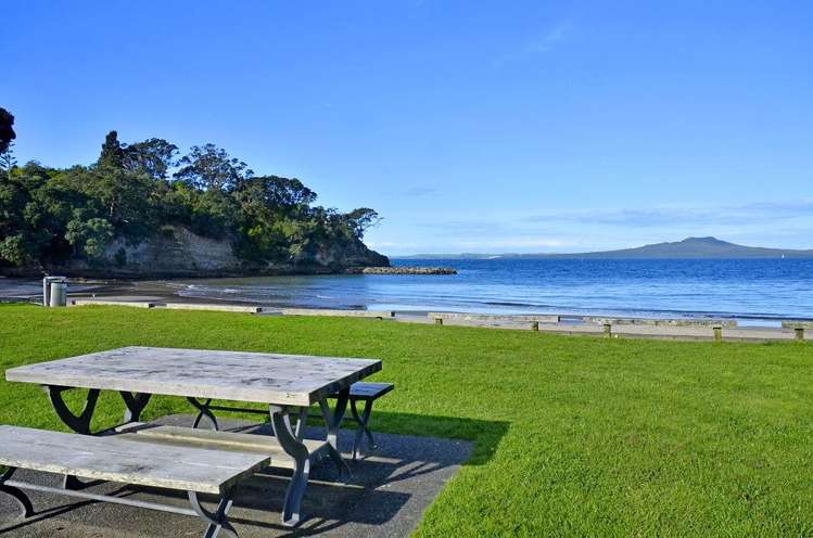 2/18 Parr Terrace Castor Bay_13