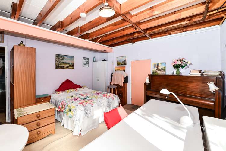 22 Amanda Avenue Dinsdale_8