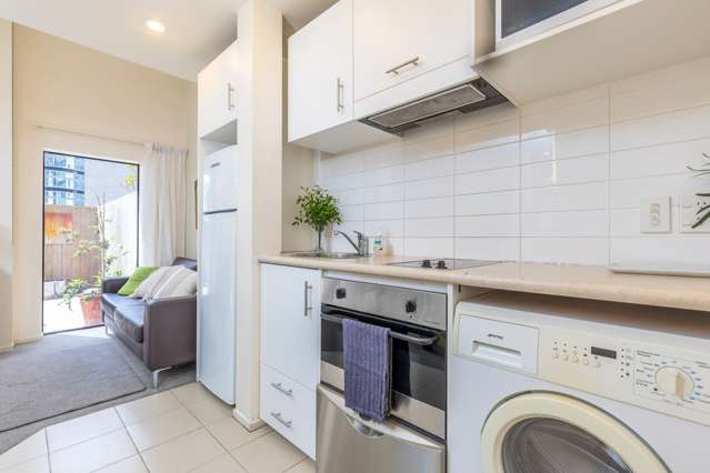 1e/23 Emily Place Auckland Central_2