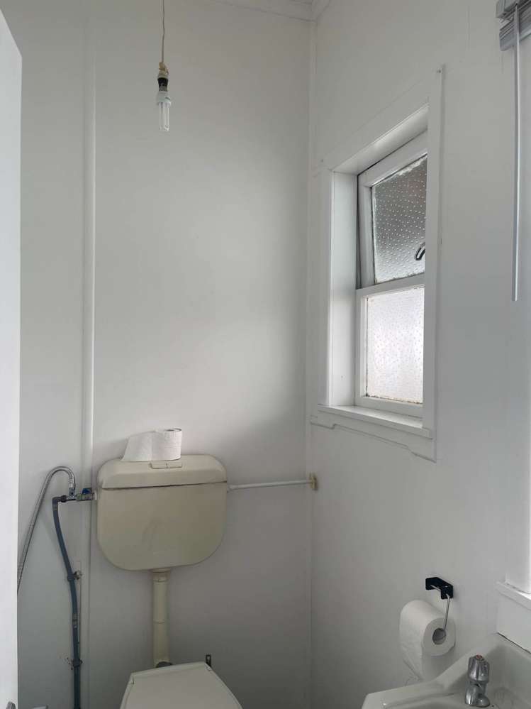 1/31 Saint Leonards Road Kelston_6