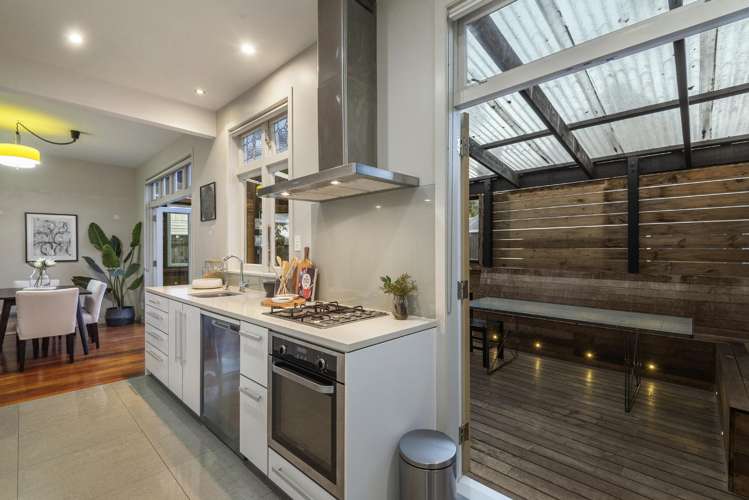 72 Eversleigh Road Belmont_11