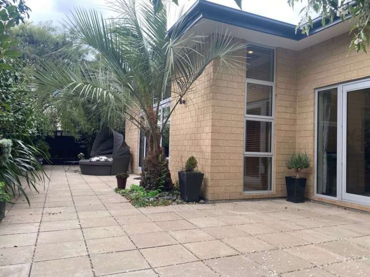 147 Hussey Road Northwood_22