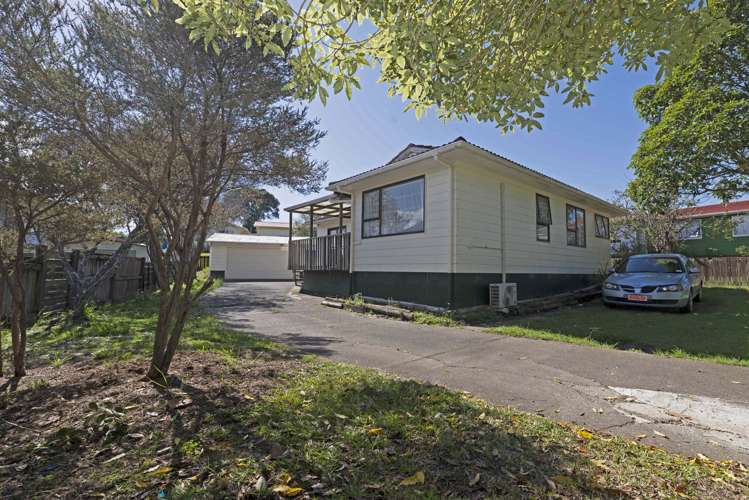 3 Glucina Place Glen Eden_13