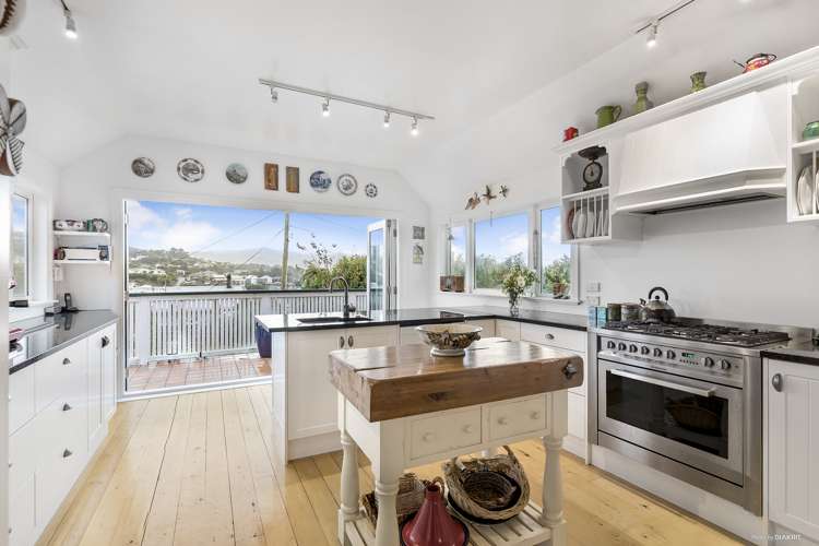 107 Helston Road Paparangi_6