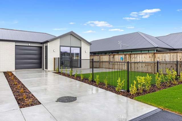 Three Bedroom Home In Rolleston!