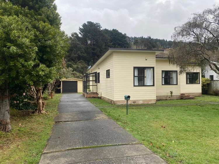 19 Nathan Street Tawa_12