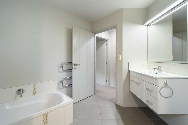 39 County Heights Drive Aokautere_20