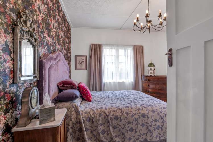 58 Pembroke Road Stratford_15