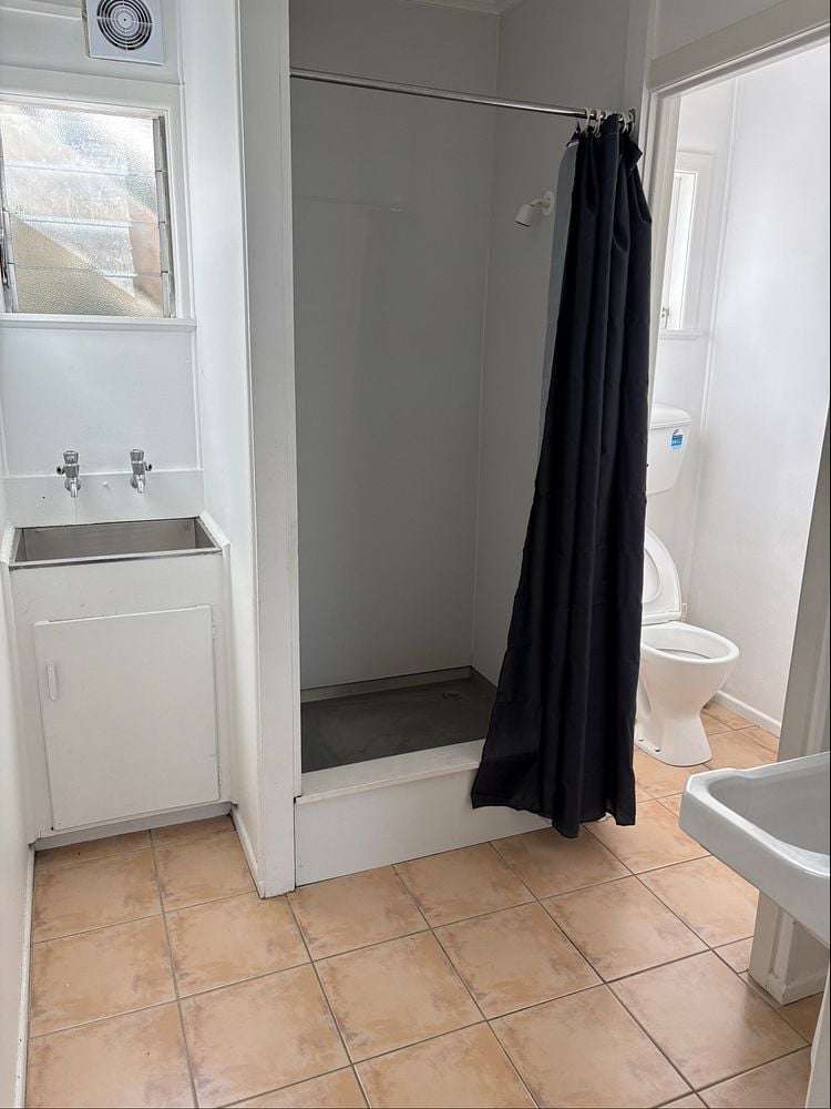 4/4A Harris Road Mount Wellington_16