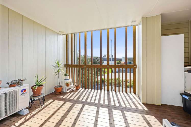 29 De Havilland Road Hobsonville_11
