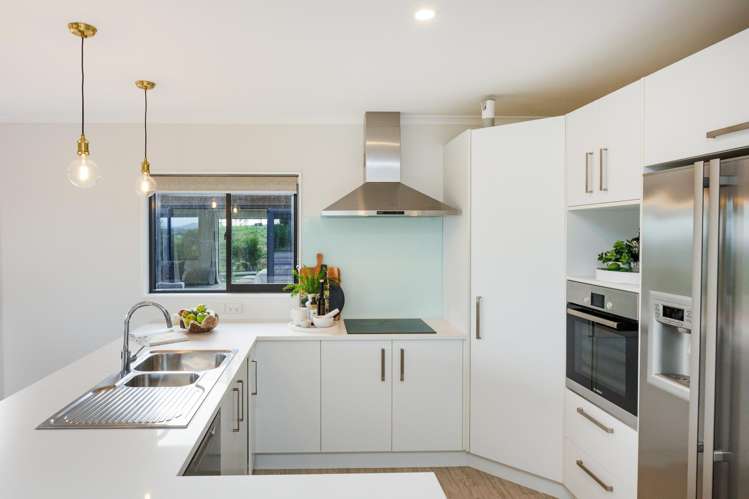 67 Albert Road Tokomaru_18
