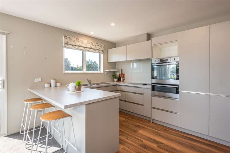 1/110 Rocking Horse Road Southshore_6