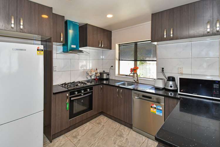 30 Manston Road Mangere_6
