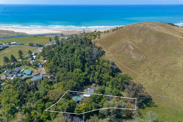 - 8/3382 Pourerere Road Pourerere Beach_9