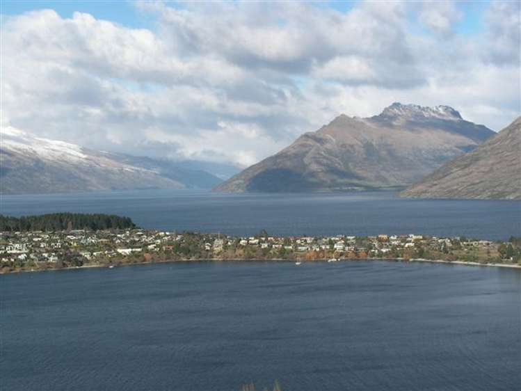 96 Hensman Road Queenstown_2