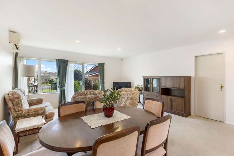 32 The Grove Red Beach_7